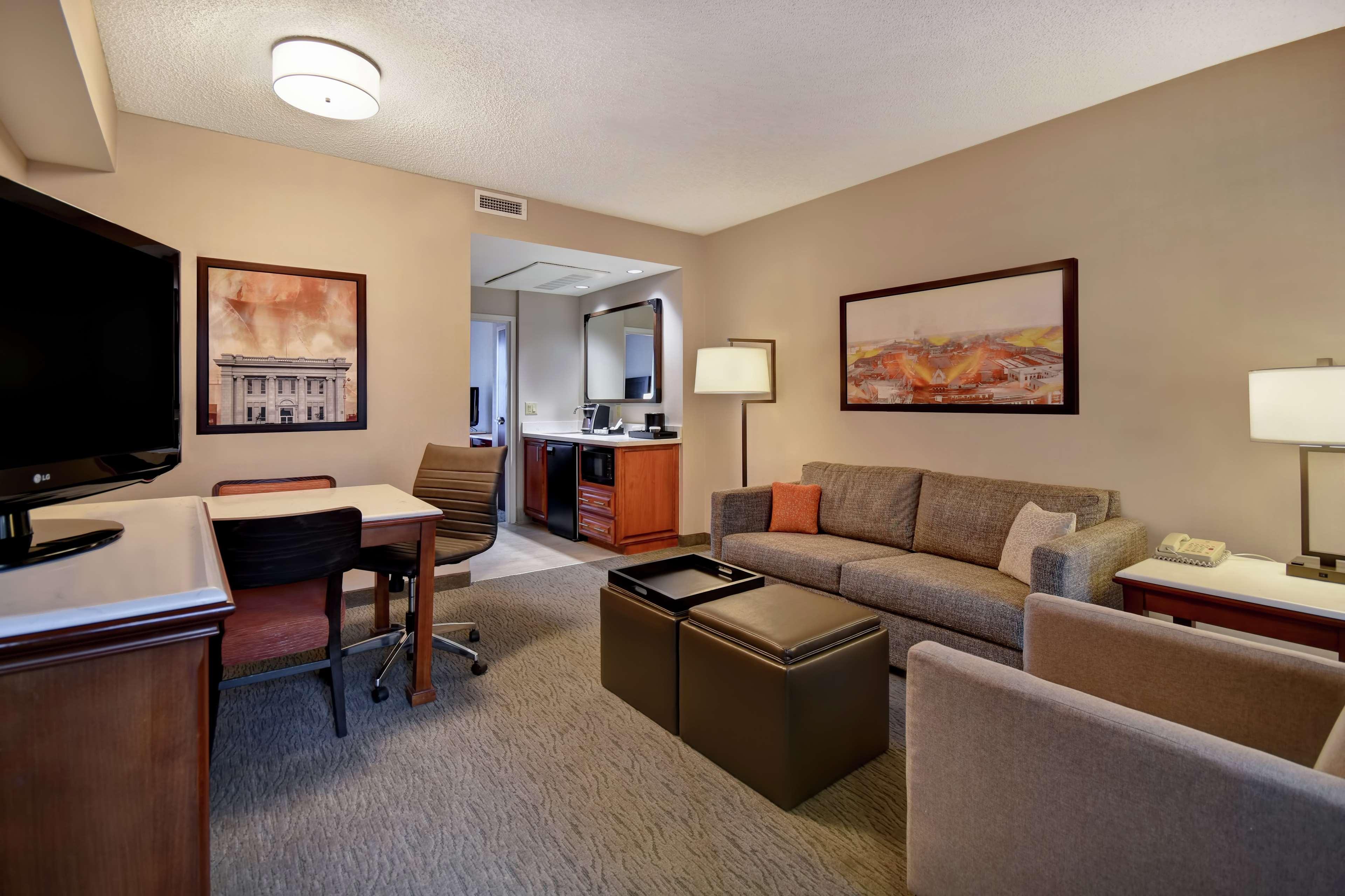 Embassy Suites Little Rock Exteriér fotografie