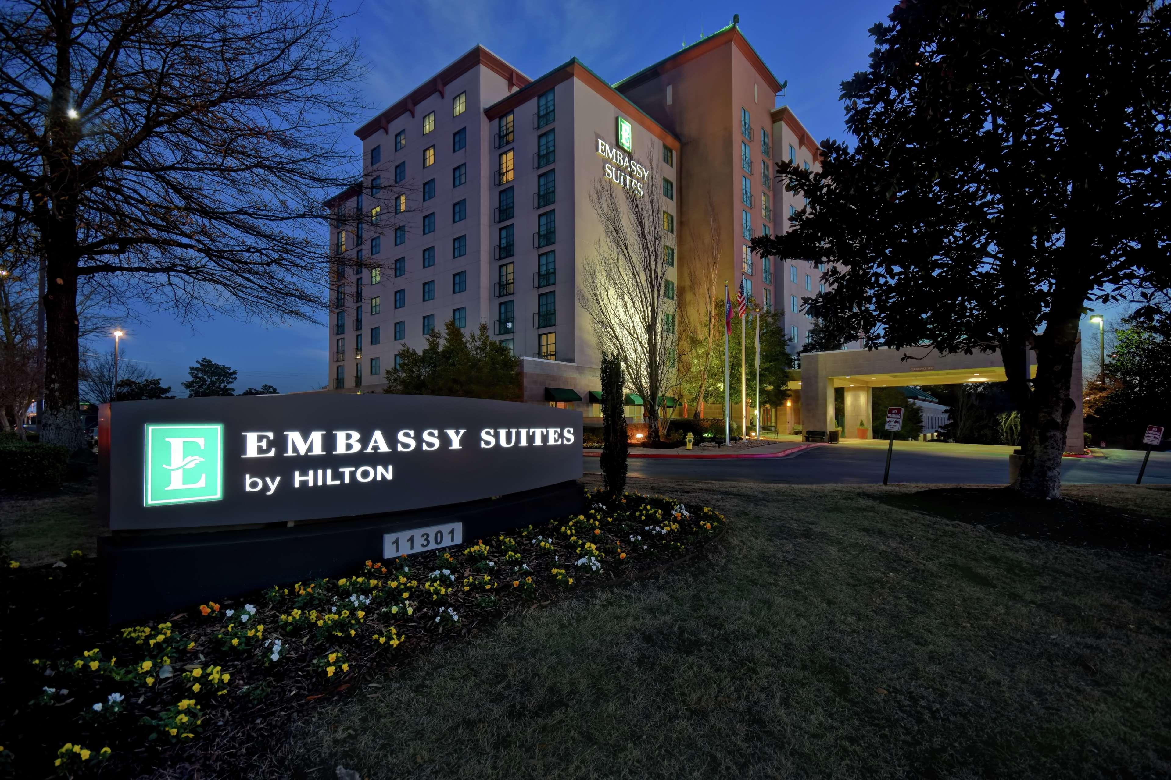 Embassy Suites Little Rock Exteriér fotografie
