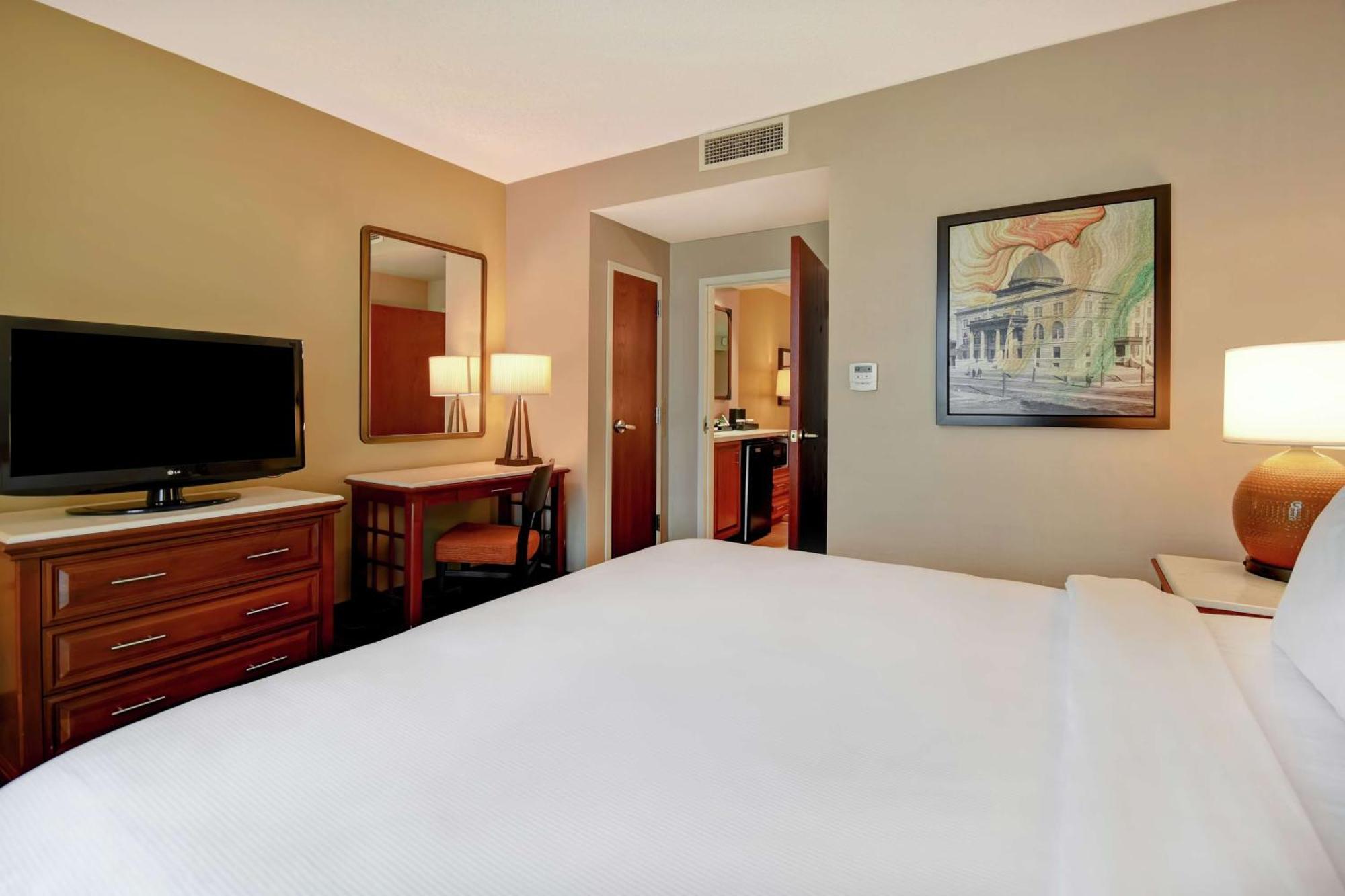 Embassy Suites Little Rock Exteriér fotografie