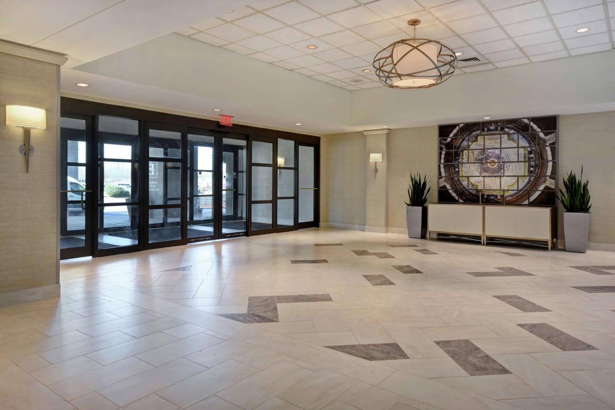Embassy Suites Little Rock Exteriér fotografie