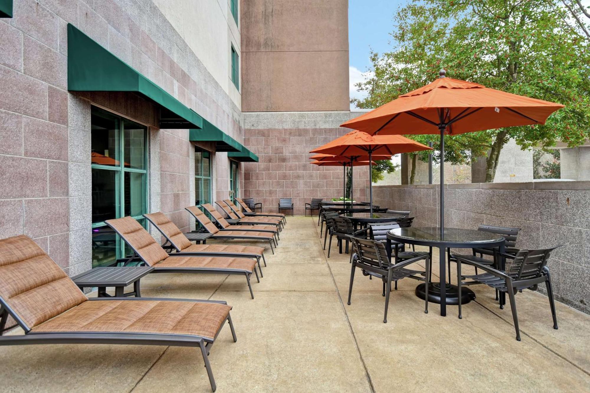Embassy Suites Little Rock Exteriér fotografie